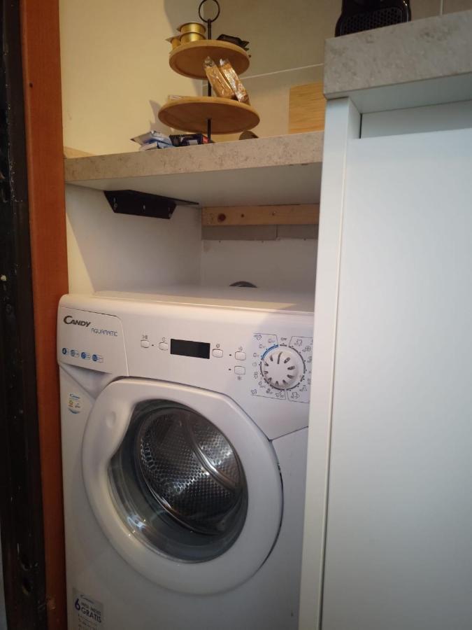 Guazzo Apartment - Self Check-In Parma Ngoại thất bức ảnh
