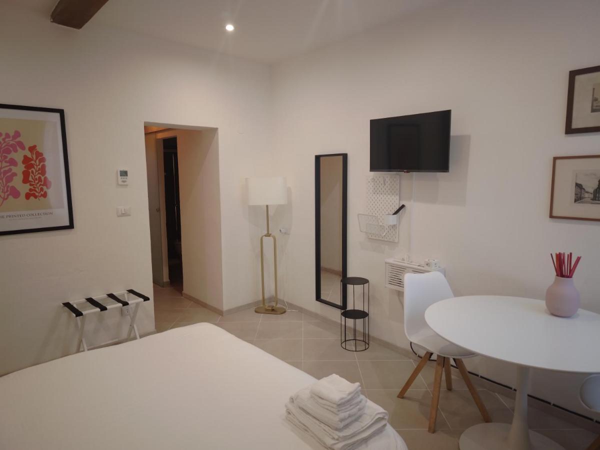 Guazzo Apartment - Self Check-In Parma Ngoại thất bức ảnh