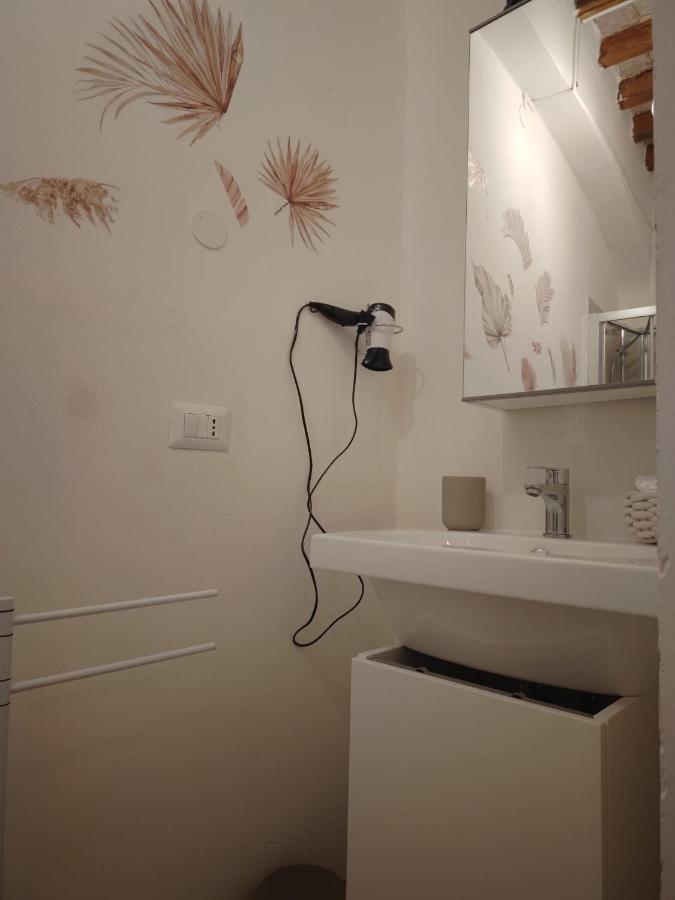 Guazzo Apartment - Self Check-In Parma Ngoại thất bức ảnh